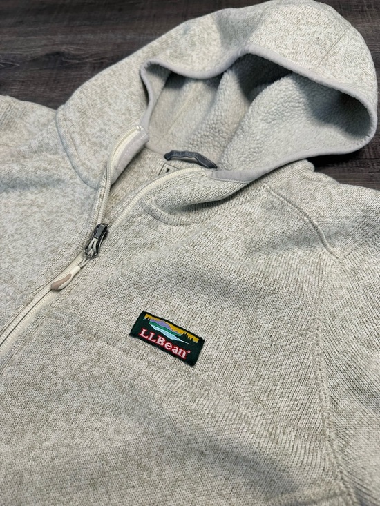 L.L. Bean Jackets & Blazers - Durable L.L. Bean Light Gray Full-Zip Hooded Polyester Jacket Women’s Large